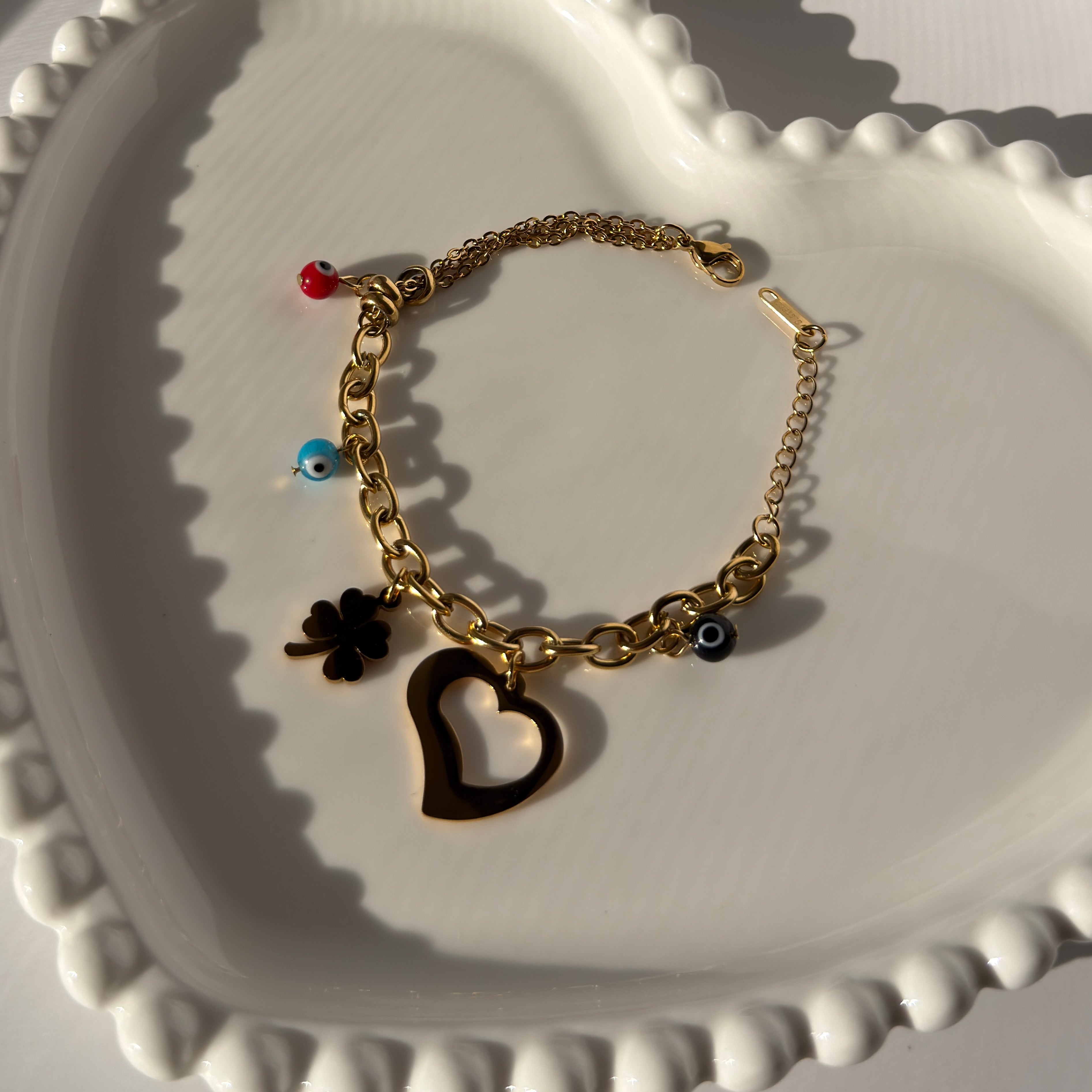 Heart, Clover & Evil Eye Charm Bracelet – Gold Toned & Tarnish Resistant