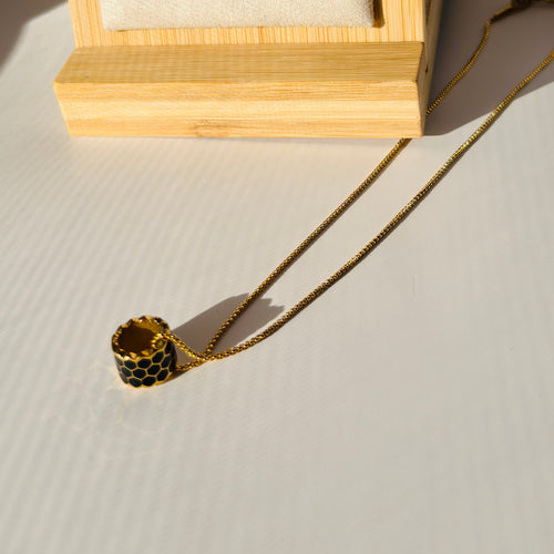 Black Onyx/Enamel Cylinder Beehive style Pendant Necklace – Gold Toned & Tarnish Resistant