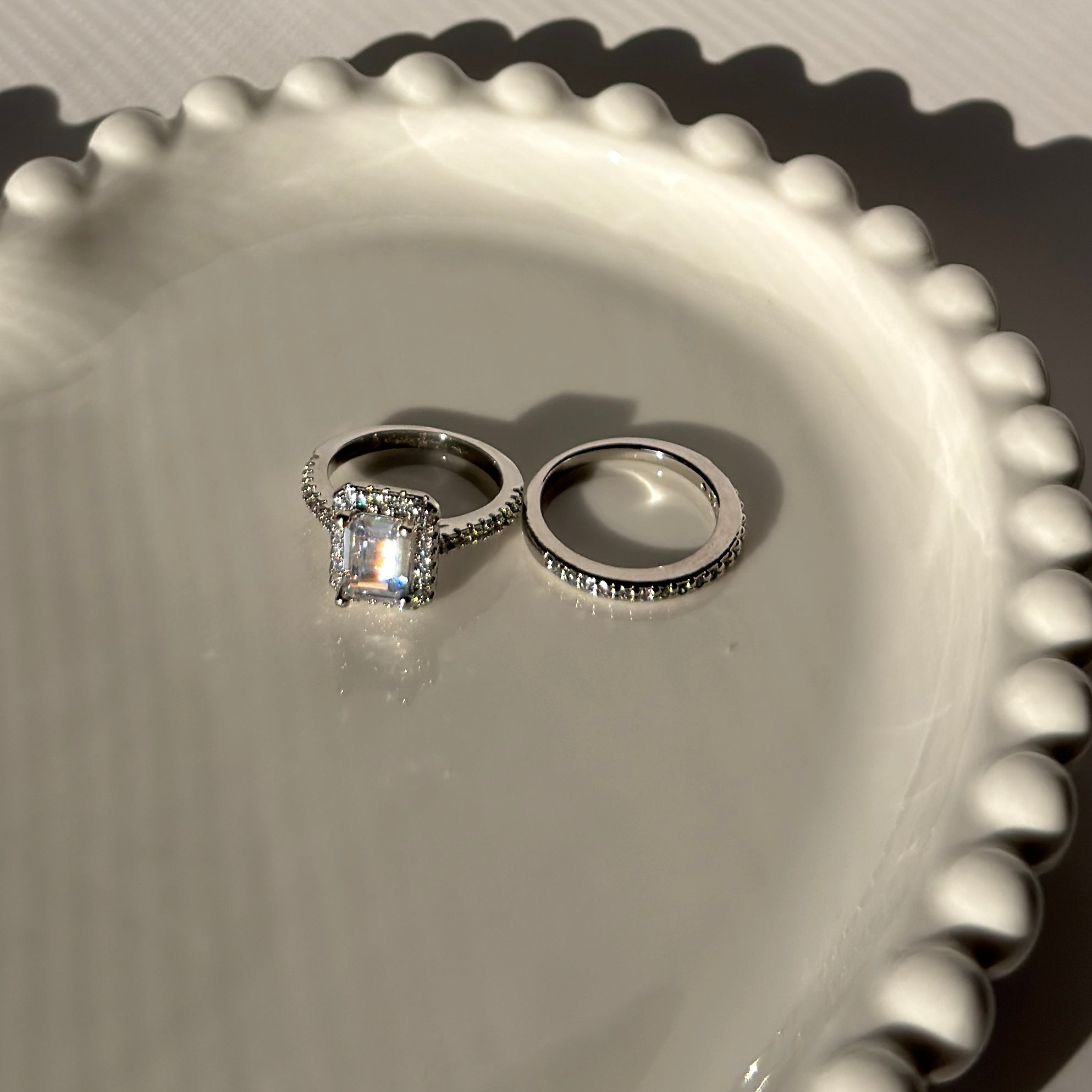 Double ring with rectangle stone