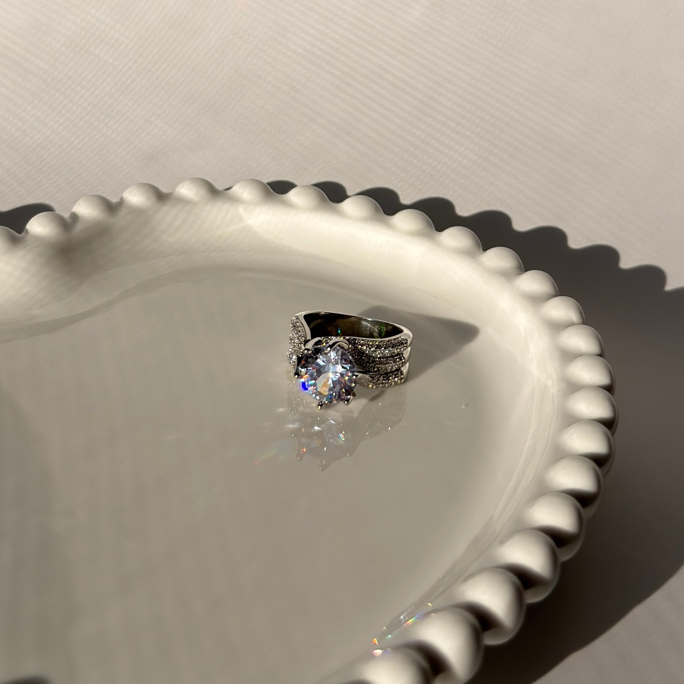 Single ring with silver plating