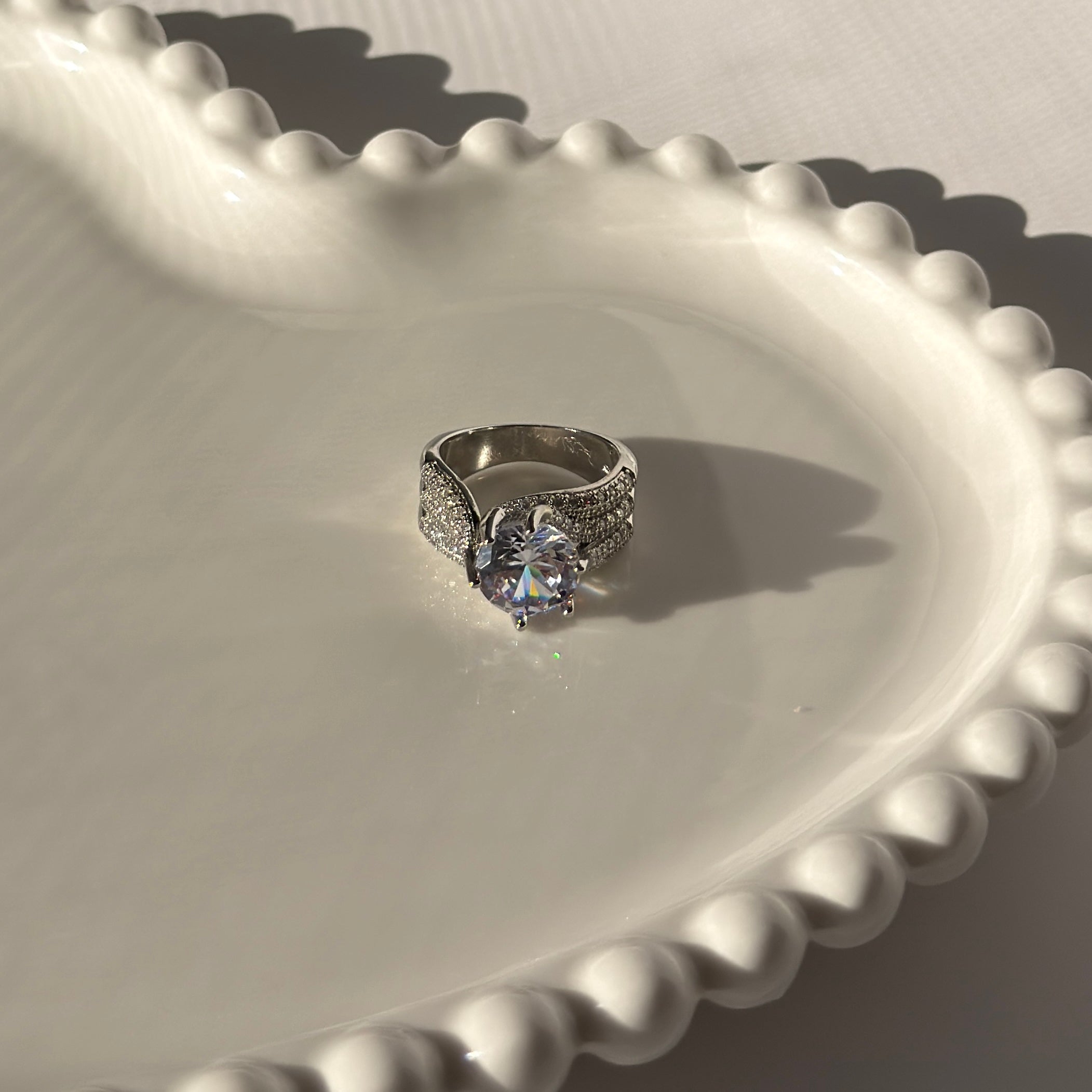 Single ring with silver plating