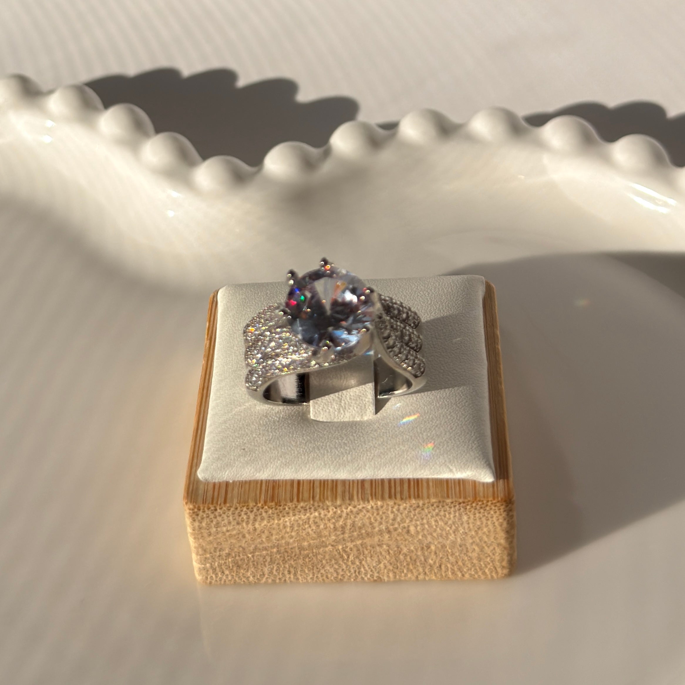 Single ring with silver plating