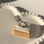 Silver plated ring with heightened stone in elegant colors