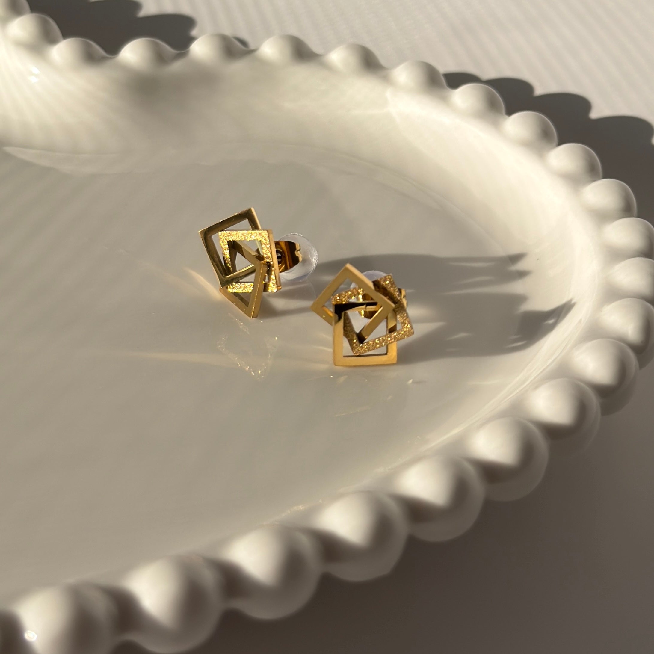 Interlocking Geometric Squares Stud Earrings – Gold Toned & Tarnish Resistant